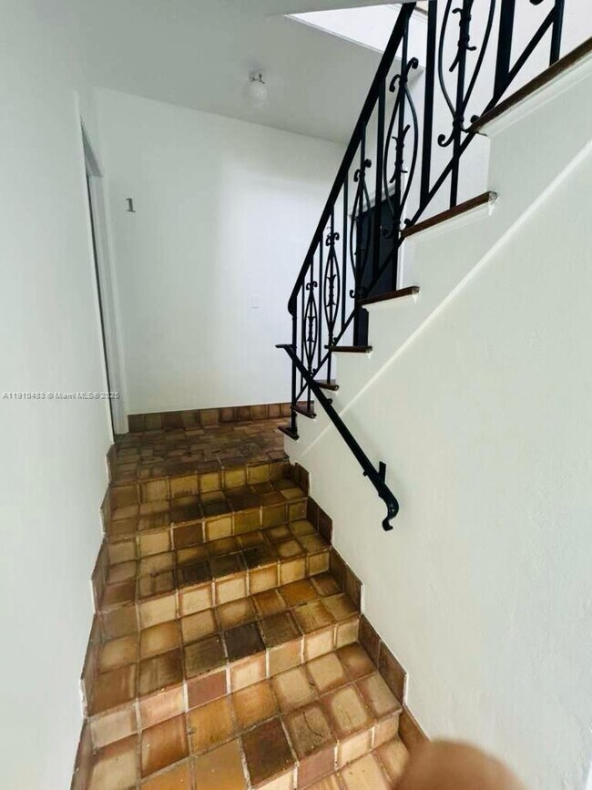 Foto del edificio - 315 W 28th St