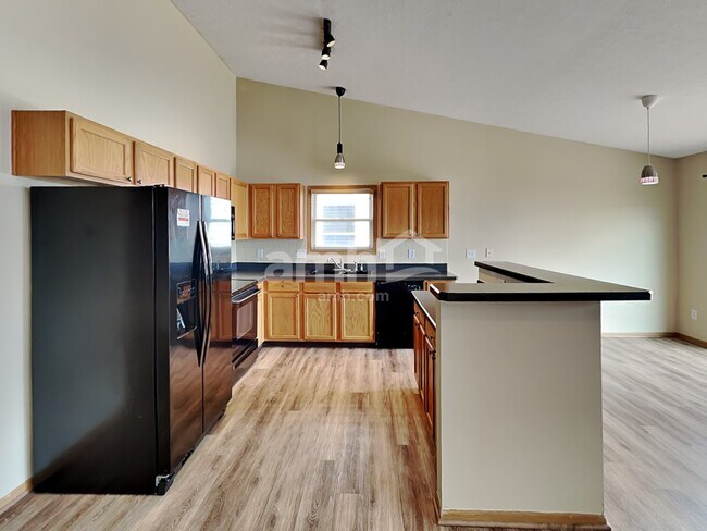 Foto del edificio - 5864 Westbank Dr