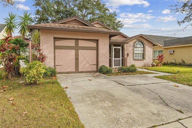 Foto del edificio - 12715 Trowbridge Ln