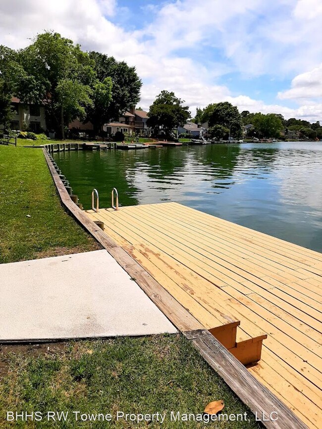 Foto del edificio - 3 br, 2.5 bath House - 1740 Lake Christoph...