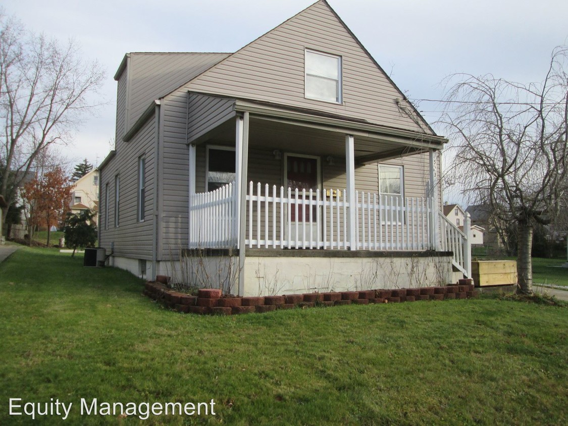 Primary Photo - 523 Washington Ave