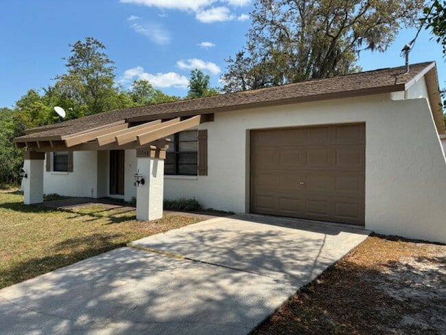 Building Photo - ACCEPTED APPLICATION 4-12-24