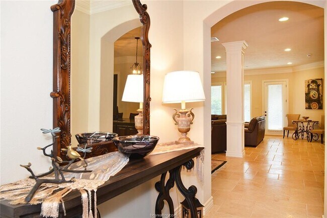 Building Photo - 5145 Stonewater Loop