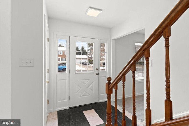 Building Photo - 6129 Franconia Station Ln