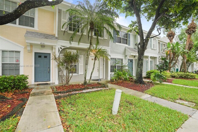 Foto del edificio - 8031 Sanibel Dr