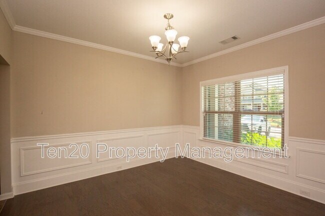 Foto del edificio - 2510 Ridgewood Way