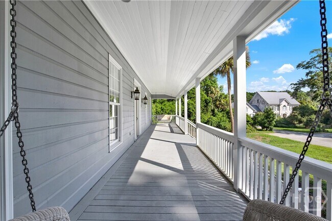 Building Photo - 5 Anchor Ct