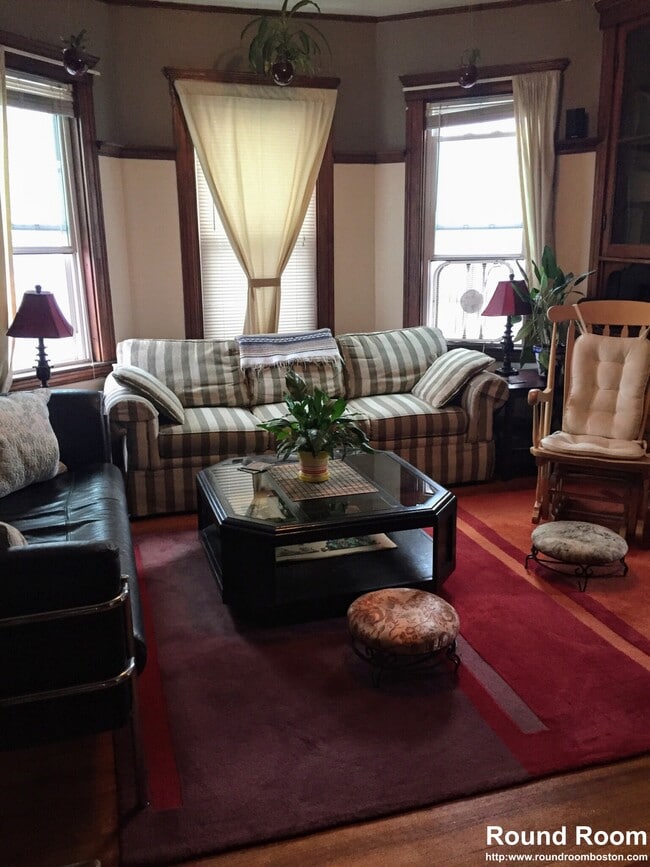Building Photo - 54 Tremont St