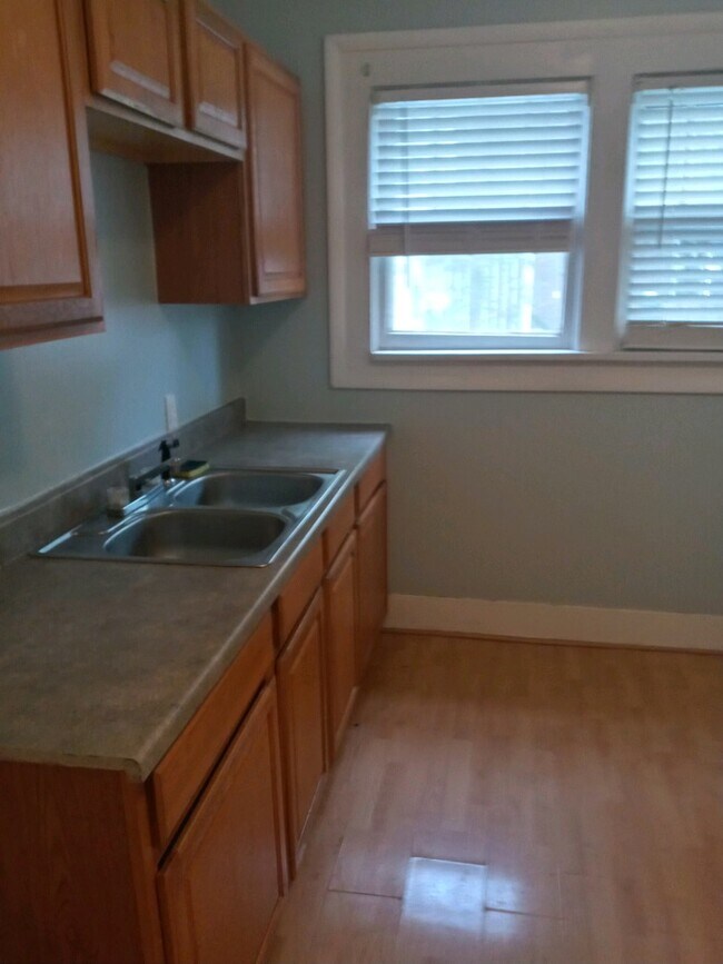 Foto del edificio - 440 W Cook St