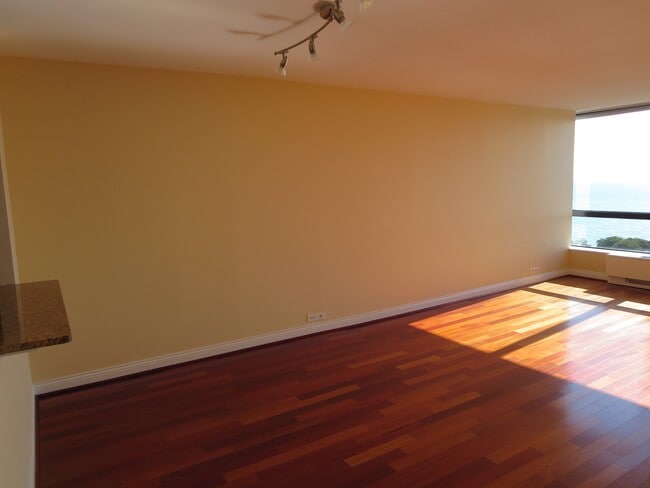 Foto del edificio - 5415 N Sheridan Rd