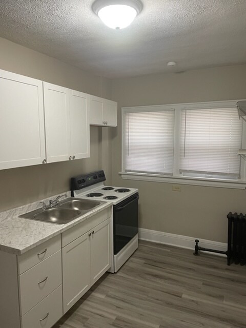 Foto del edificio - 598 Blaine Ave