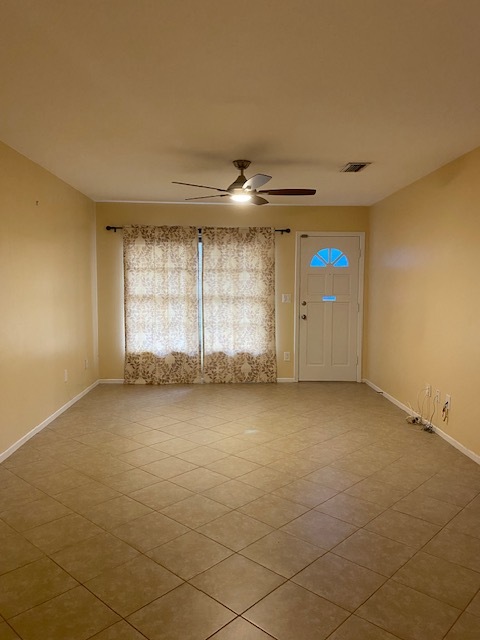 Foto del edificio - 1/1 walkable to downtown! $1,300 plus $50 ...