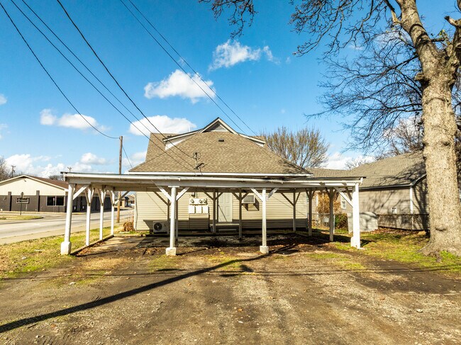 Foto del edificio - 2000 S U St