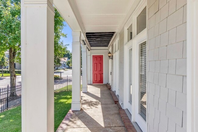 Building Photo - 176 Harbor Village Dr