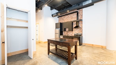 Building Photo - 255 18th St