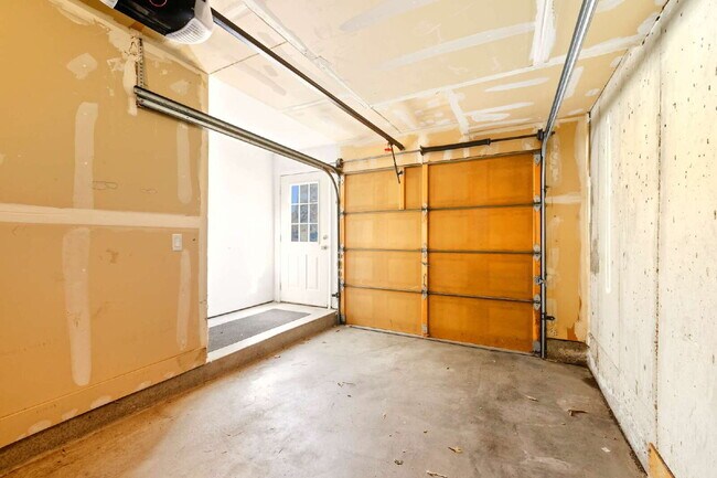 Foto del edificio - Beautiful Townhome in Aurora - Available Immediately!