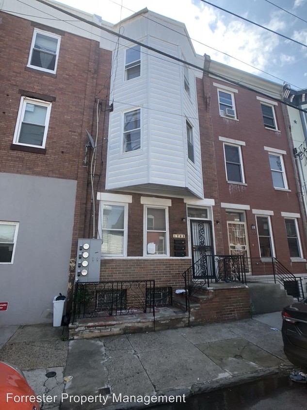 Primary Photo - 1703 S 19th St