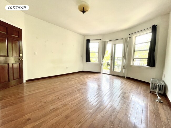 Building Photo - 456 79th St