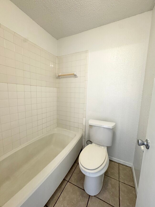 Foto del edificio - 339 NW 119th St