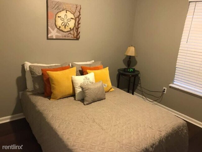 Foto del edificio - 2 br, 1 bath Condo - 2977 Pearl Street