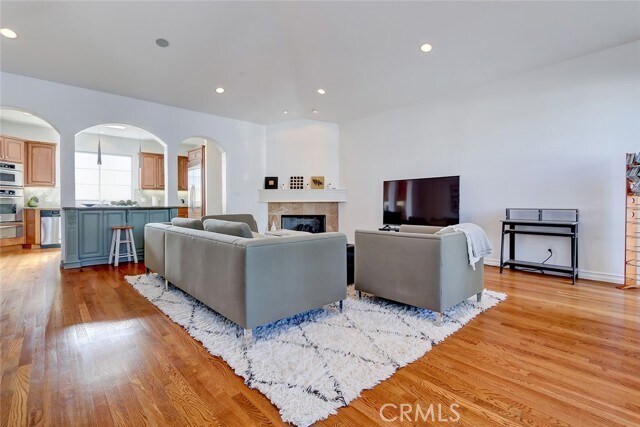 Foto del edificio - 514 Manhattan Beach Blvd