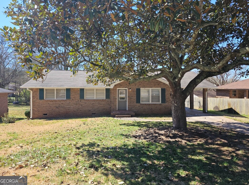 Foto principal - 6480 Lower Dixie Lake Rd