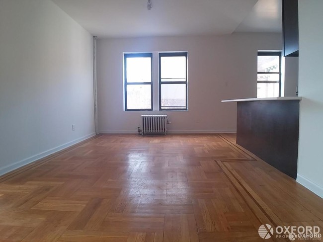 Foto del edificio - 464 Clinton Avenue