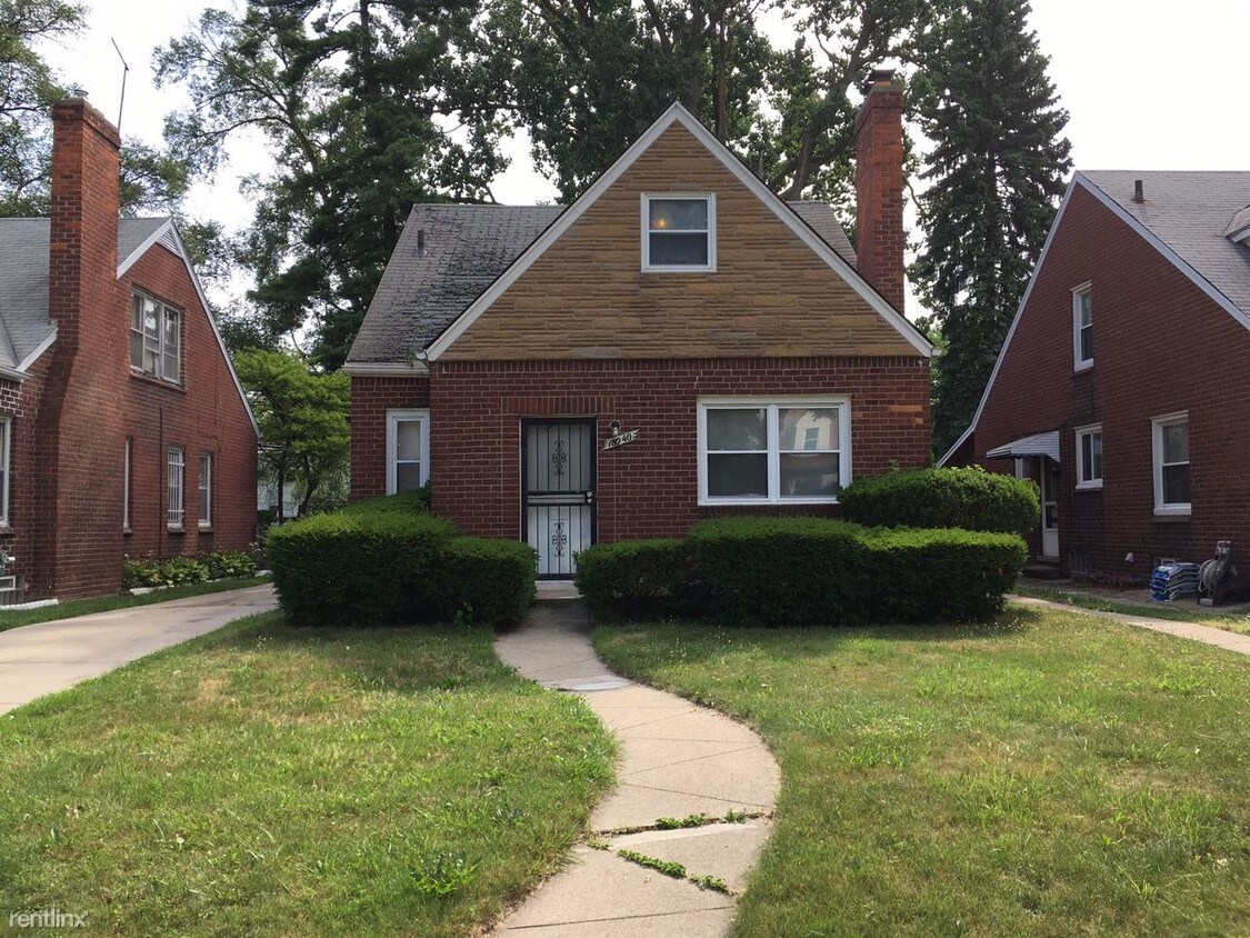 Primary Photo - 18040 Tracey St