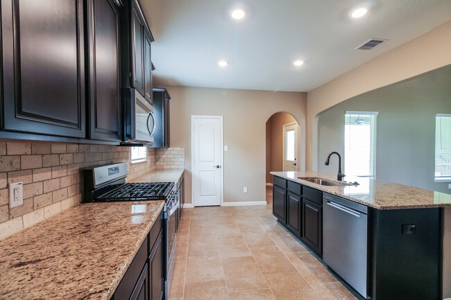 Building Photo - 7565 Tyler Run
