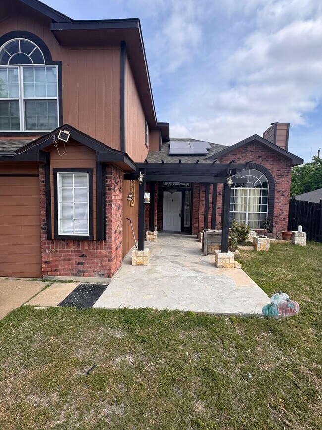 Foto del edificio - 4 bedroom, 2.5 bath close to Ft. Hood