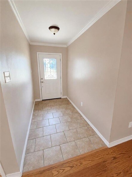 Foto del edificio - 9650 Curtis Dr W