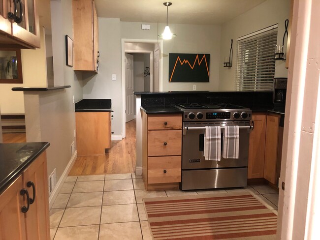 Kitchen - 2724 S Monroe St