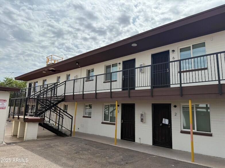 Foto principal - 4619 S 16th St