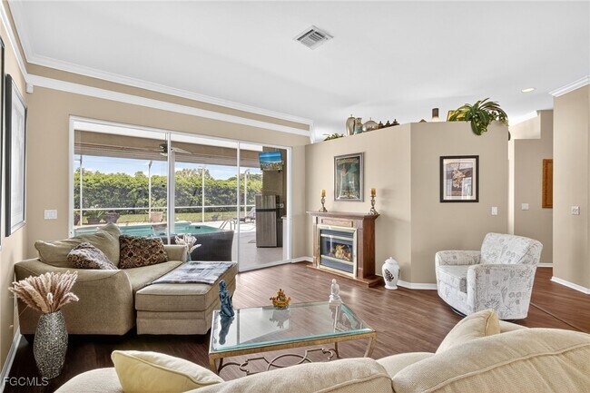 Foto del edificio - 8350 Trentwood Ct