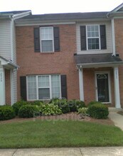 Building Photo - 2924 Little Stream Ct