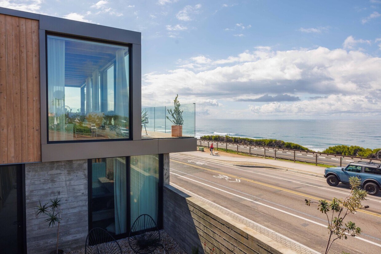 Primary Photo - Fully Furnished, Modern Coastal Luxury wit...