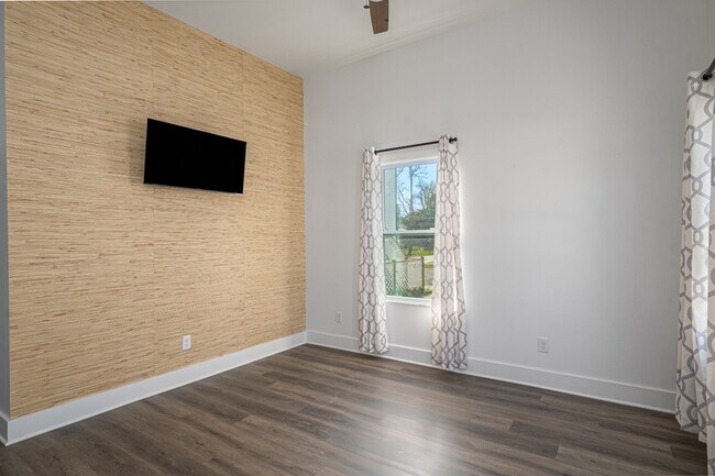 Foto del edificio - 637 E Anderson St