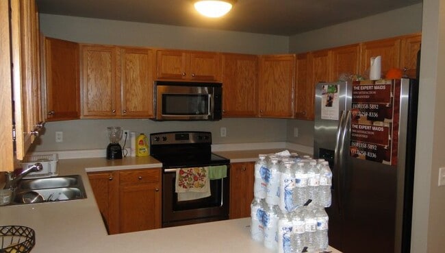 Building Photo - 5103 Linden Pky