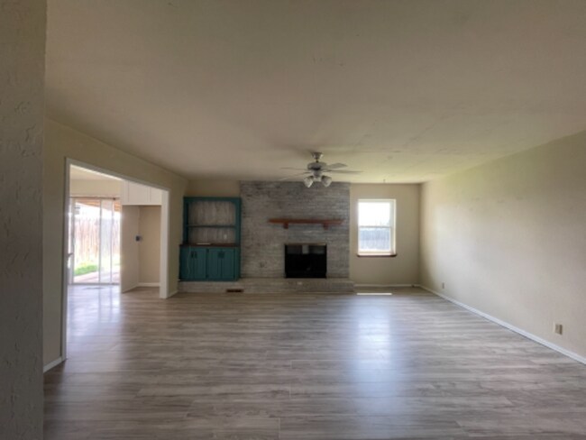 Foto del edificio - 1924 Shelby Ct