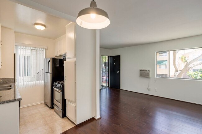 Living Room - 1035 N Stanley Ave