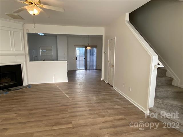 Foto del edificio - 3275 Mannington Dr