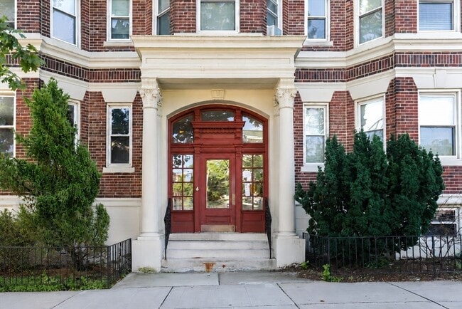 Building Photo - 1330 Commonwealth Ave