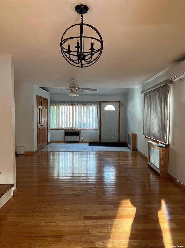 Foto del edificio - 4330-4247 247th St
