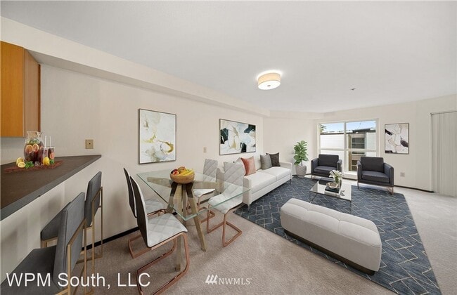 Building Photo - 1 br, 1 bath House - 4020 Aurora Ave N, #210