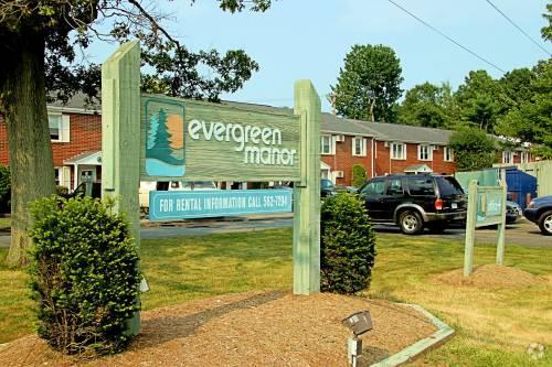 Building Photo - Evergreen Manor Apartments