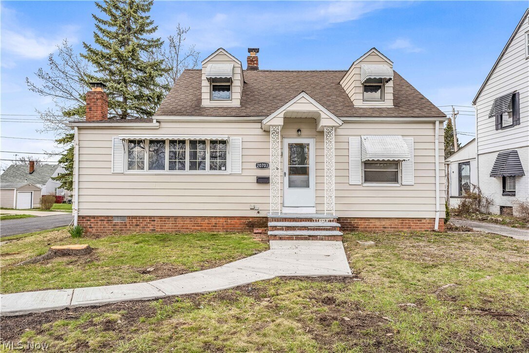 Primary Photo - 20703 Raymond St
