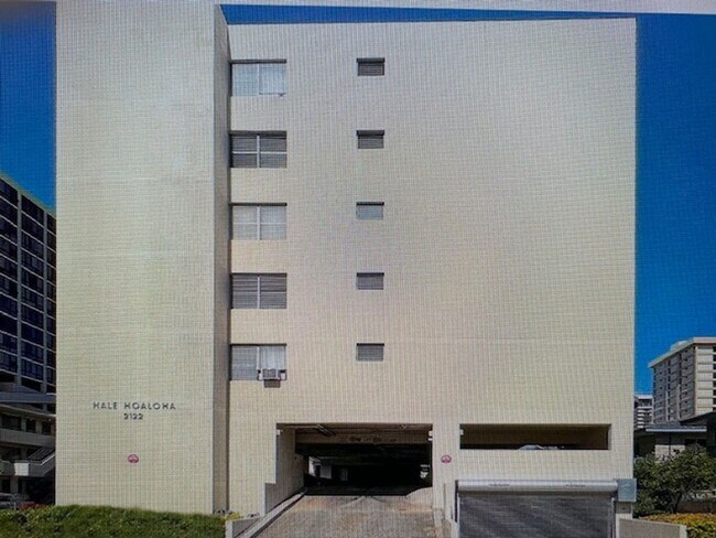 Foto del edificio - FULLY RENOVATED 1 BEDROOM 1 BATH, MUST SEE!!!