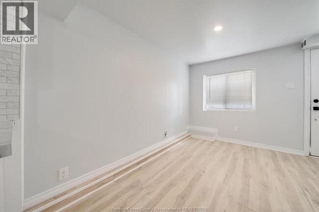 Building Photo - 1321 HENRY Frd