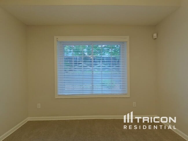 Building Photo - 3282 Newtons Crest Cir