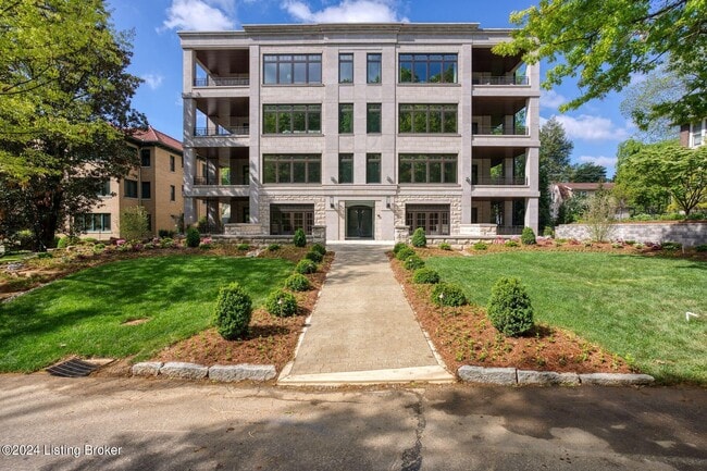 Building Photo - 1576 Cherokee Rd